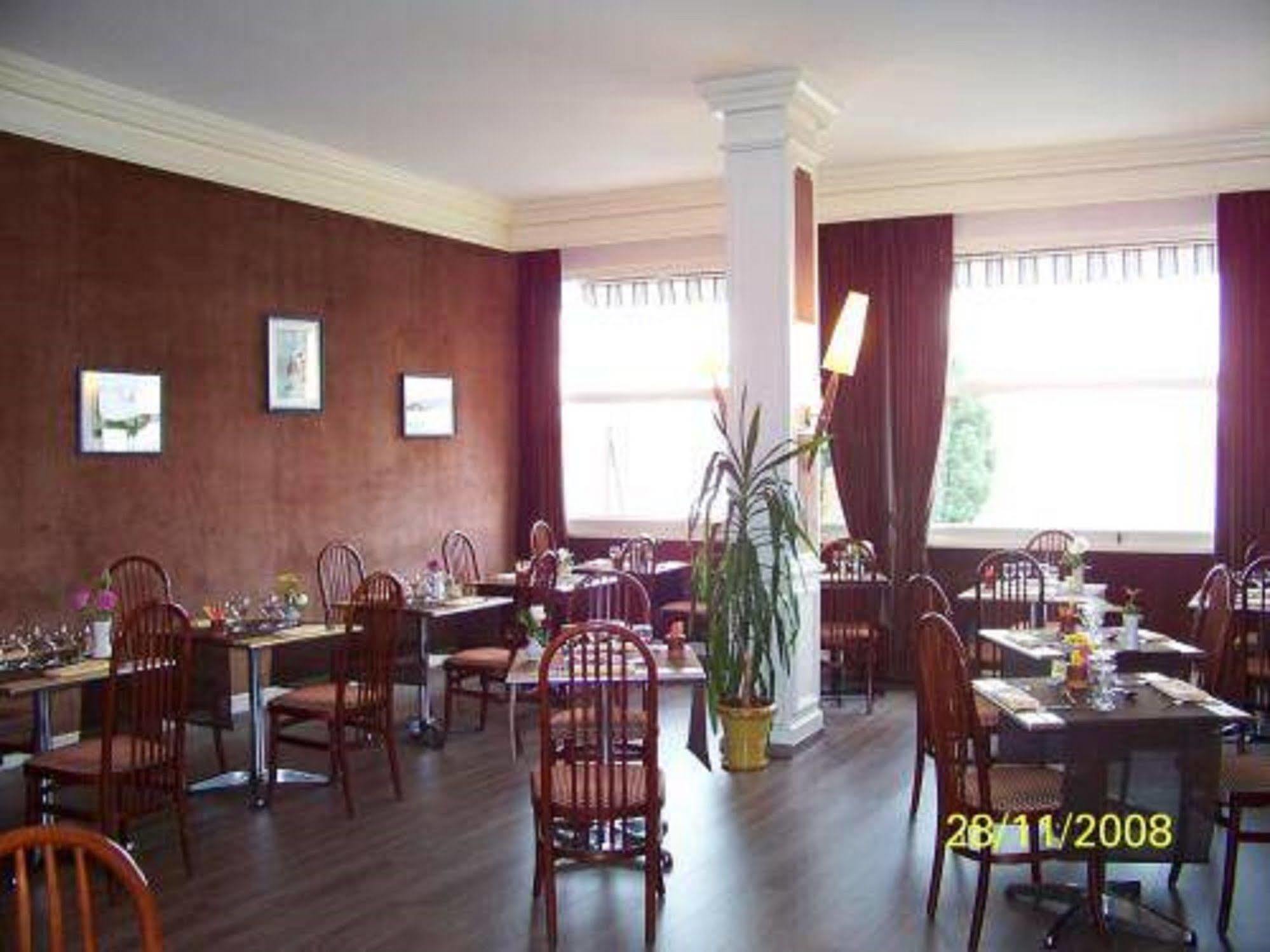 Hotel Normotel La Marine 76 2*